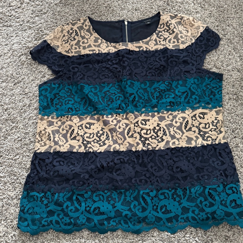 Ann Taylor | Lace Cap Sleeve Top